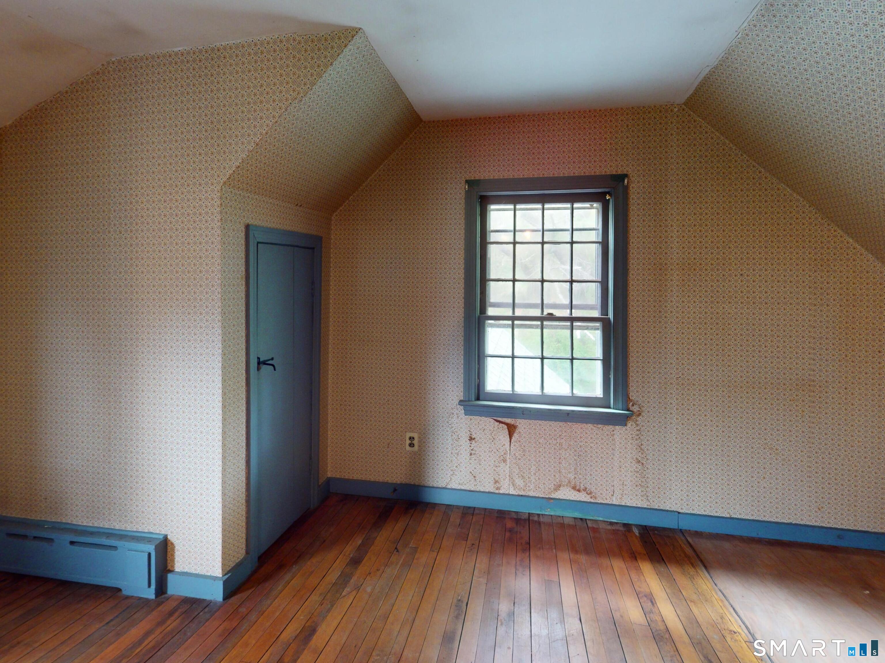 240 Great Neck Road Waterford CT 06385