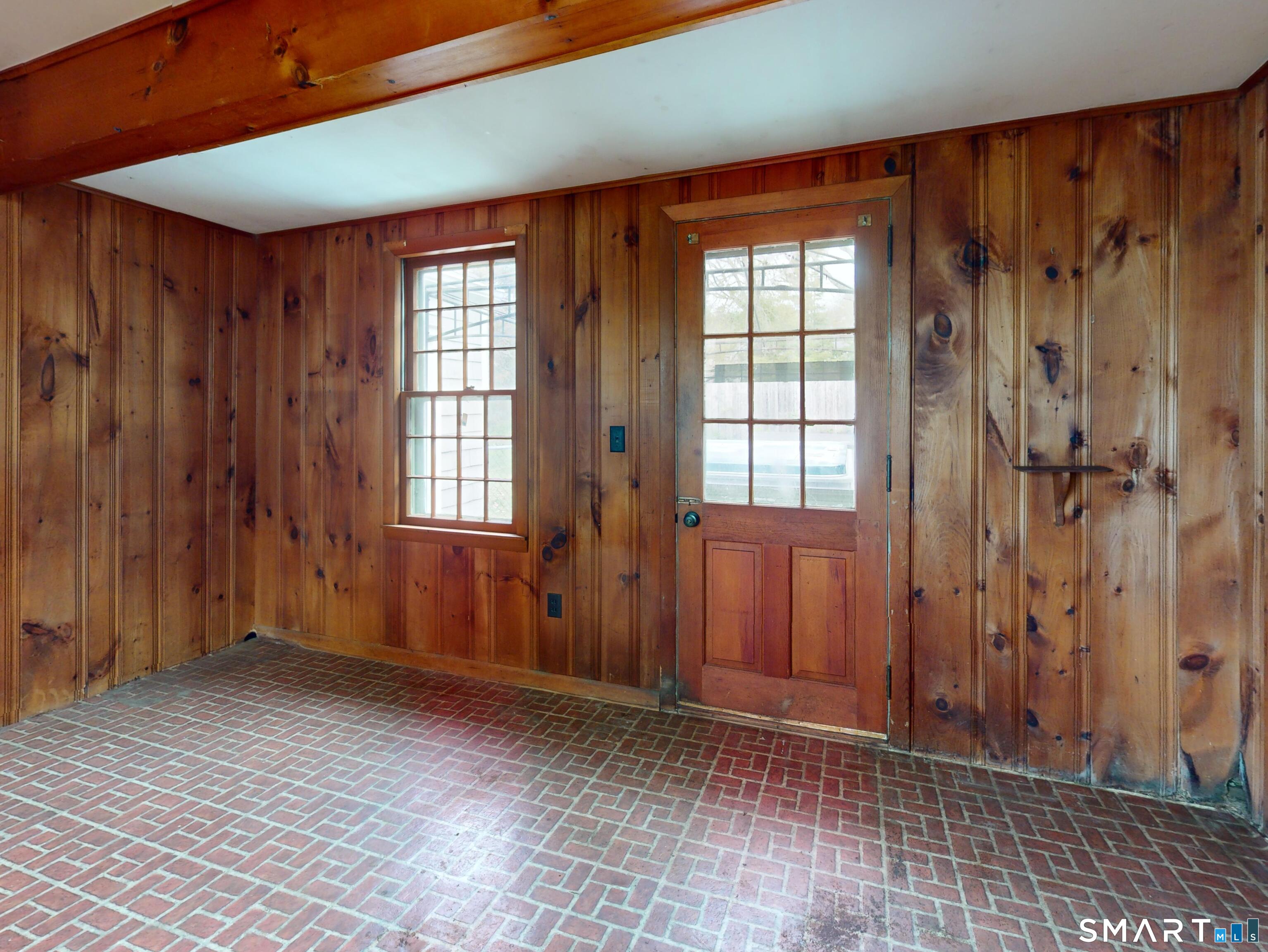 240 Great Neck Road Waterford CT 06385