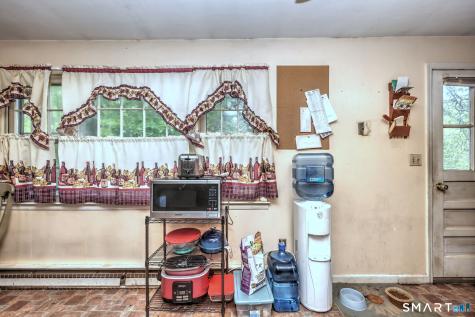 14 Horseshoe Drive Waterbury CT 06706