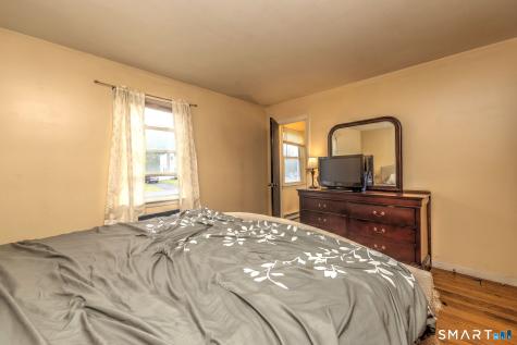 14 Horseshoe Drive Waterbury CT 06706