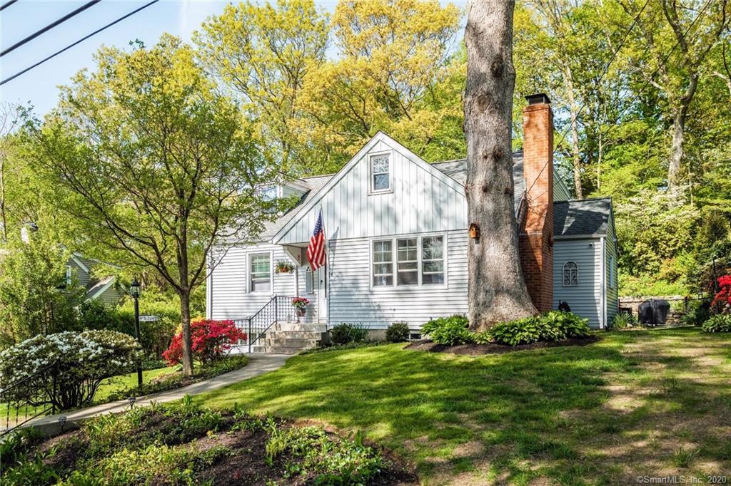 370 Woodridge Avenue Fairfield CT 06825