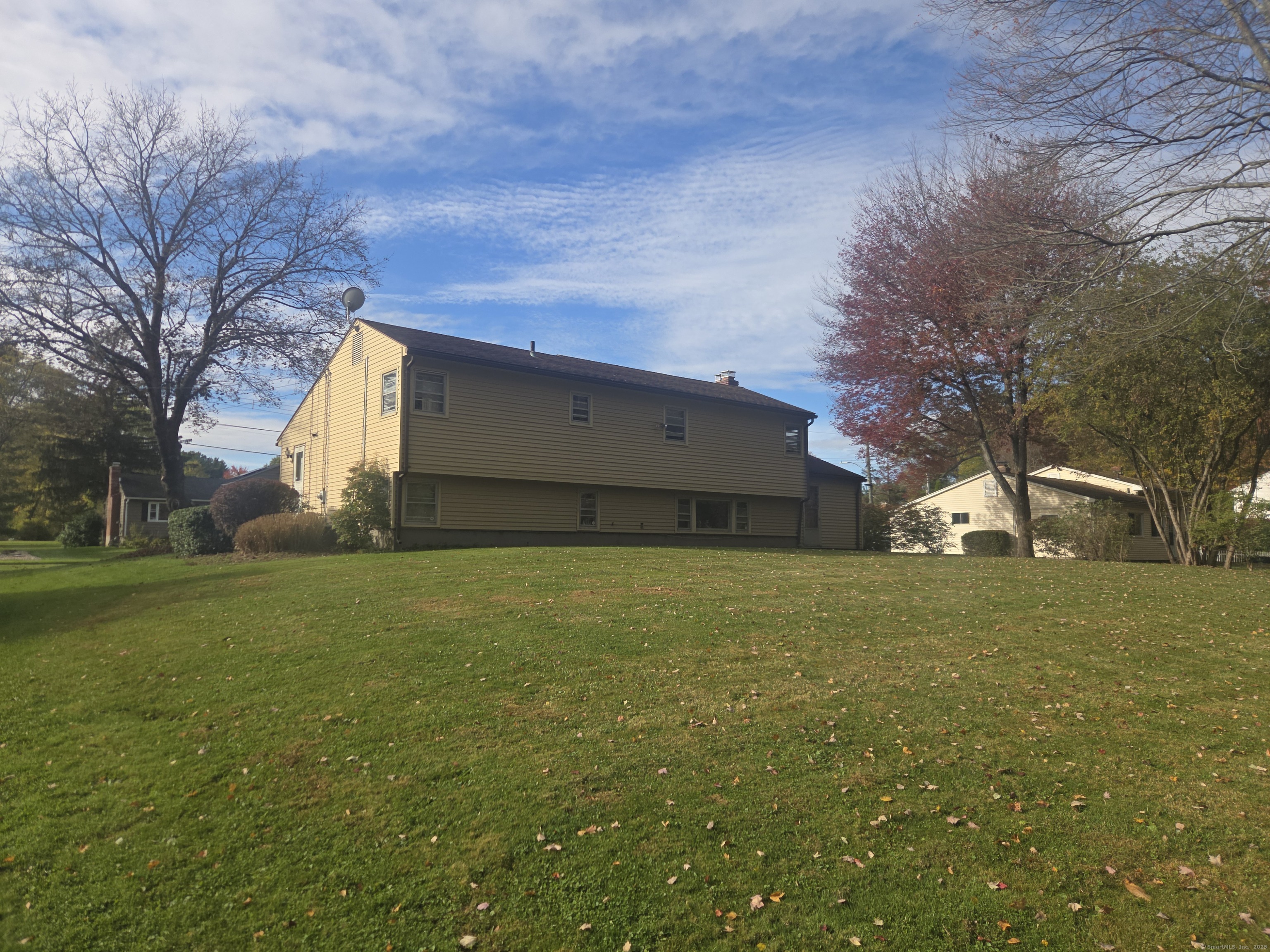 28 Carpenter Lane Bloomfield CT 06002