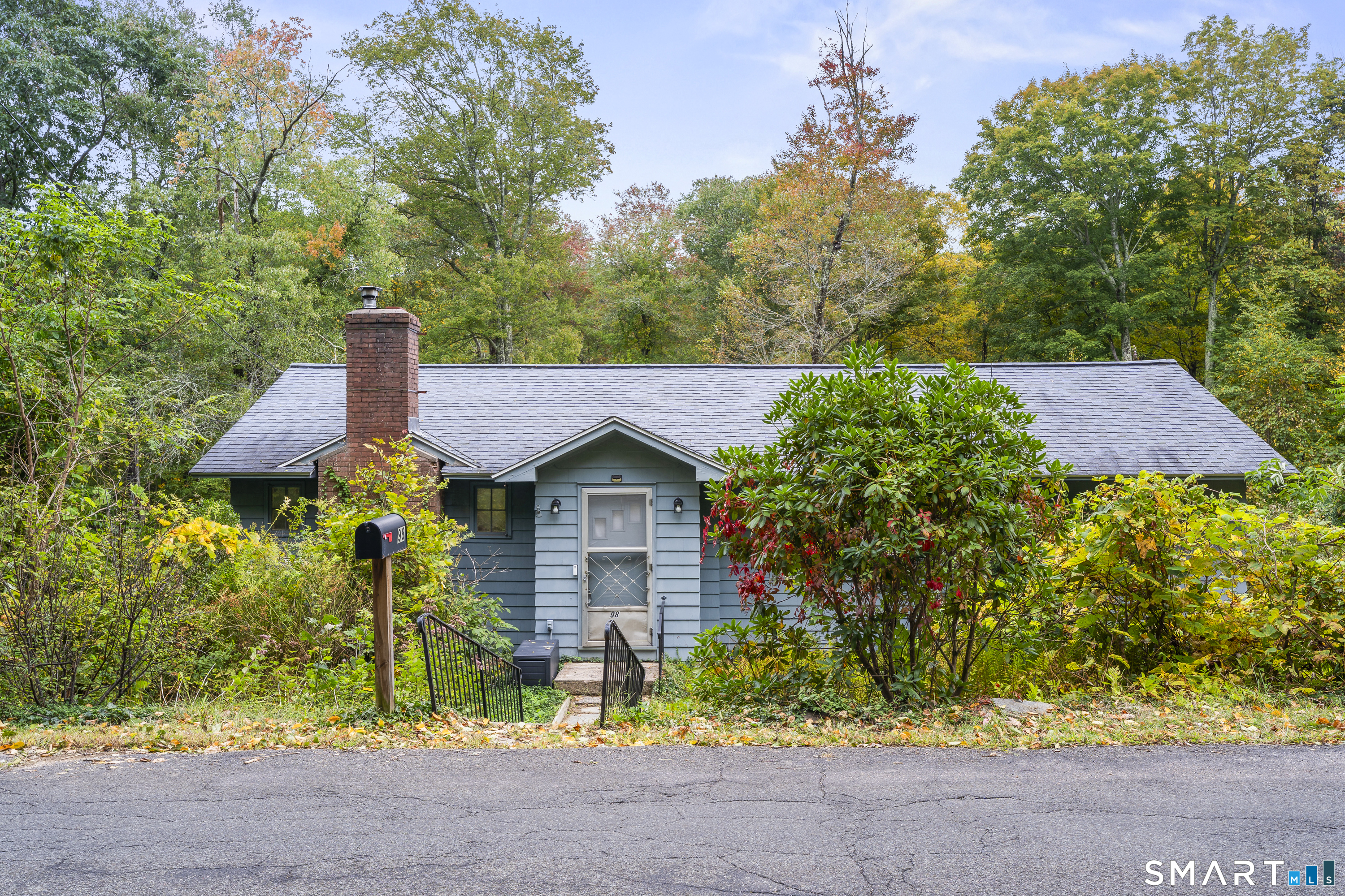 98 Turkey Hill Road Haddam CT 06438