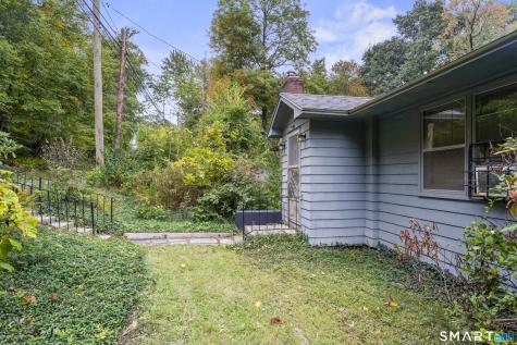 98 Turkey Hill Road Haddam CT 06438