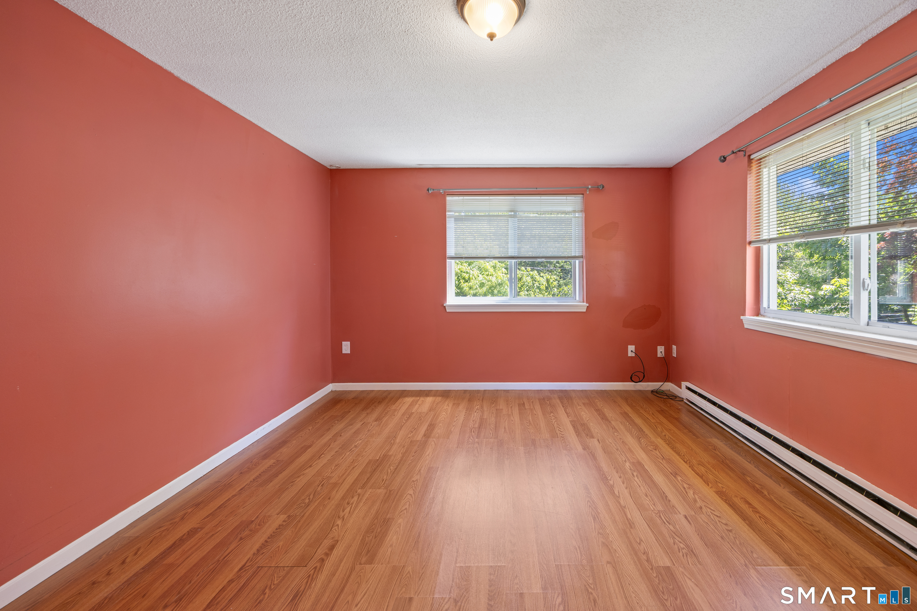 2743 East Main Street Waterbury CT 06705