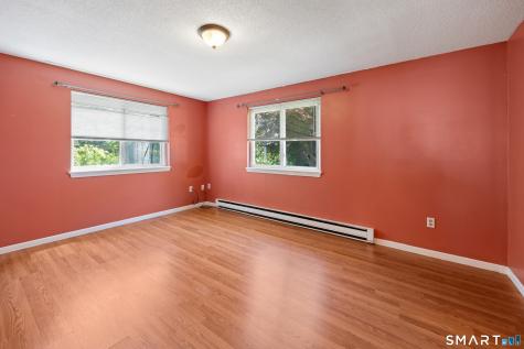 2743 East Main Street Waterbury CT 06705