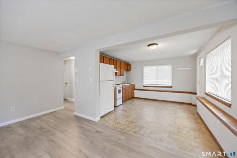 2743 East Main Street Waterbury CT 06705