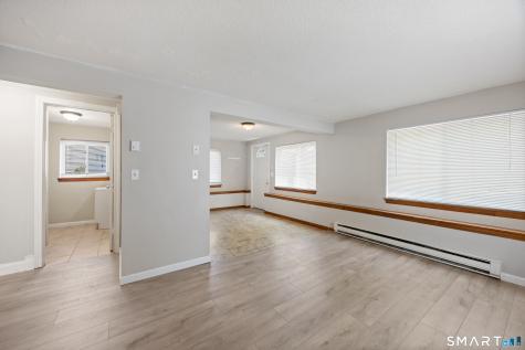 2743 East Main Street Waterbury CT 06705