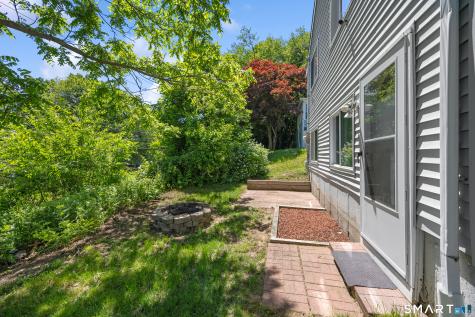 2743 East Main Street Waterbury CT 06705