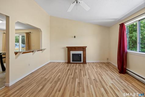 2743 East Main Street Waterbury CT 06705