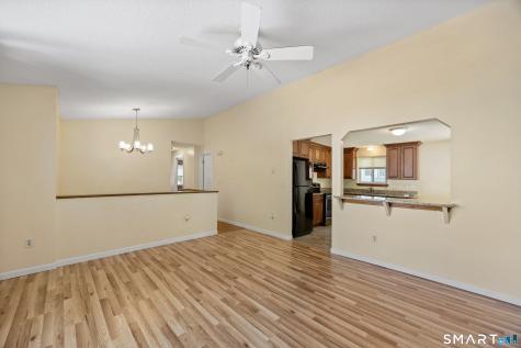 2743 East Main Street Waterbury CT 06705