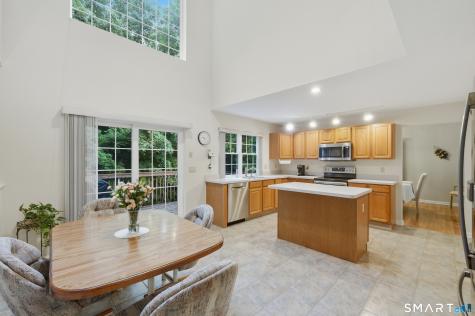 175 Rolling Green Middletown CT 06457