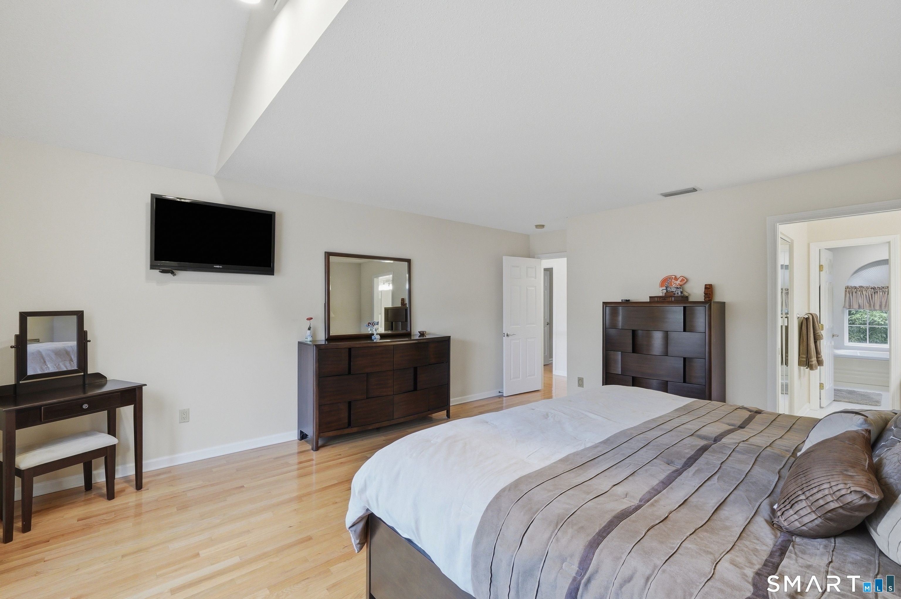 175 Rolling Green Middletown CT 06457