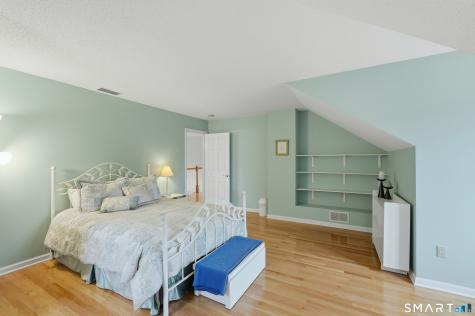 175 Rolling Green Middletown CT 06457