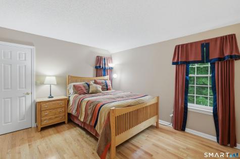 175 Rolling Green Middletown CT 06457
