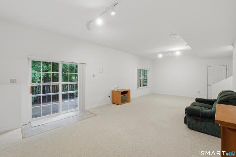175 Rolling Green Middletown CT 06457