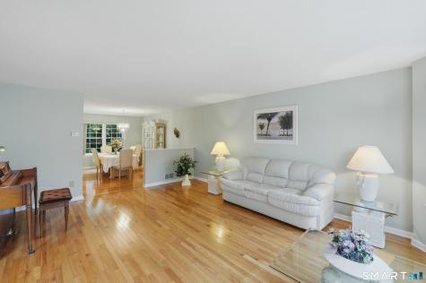 175 Rolling Green Middletown CT 06457