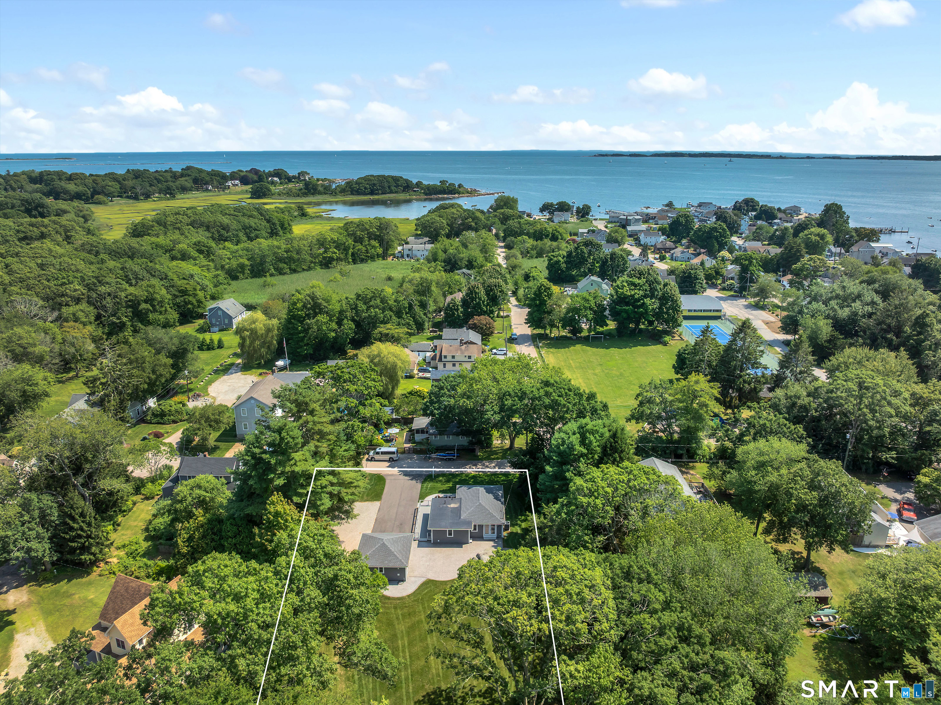 41 Maple Street Stonington CT 06378