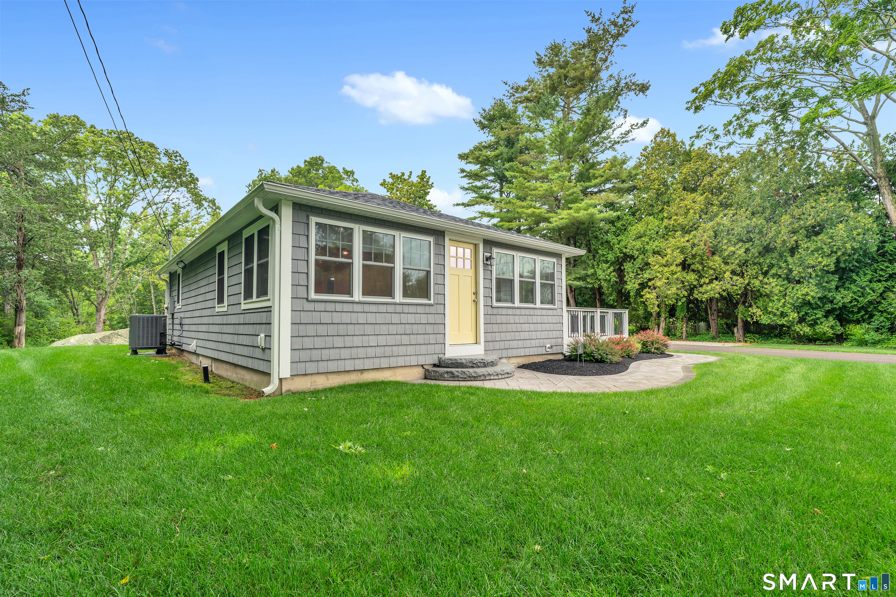 41 Maple Street Stonington CT 06378