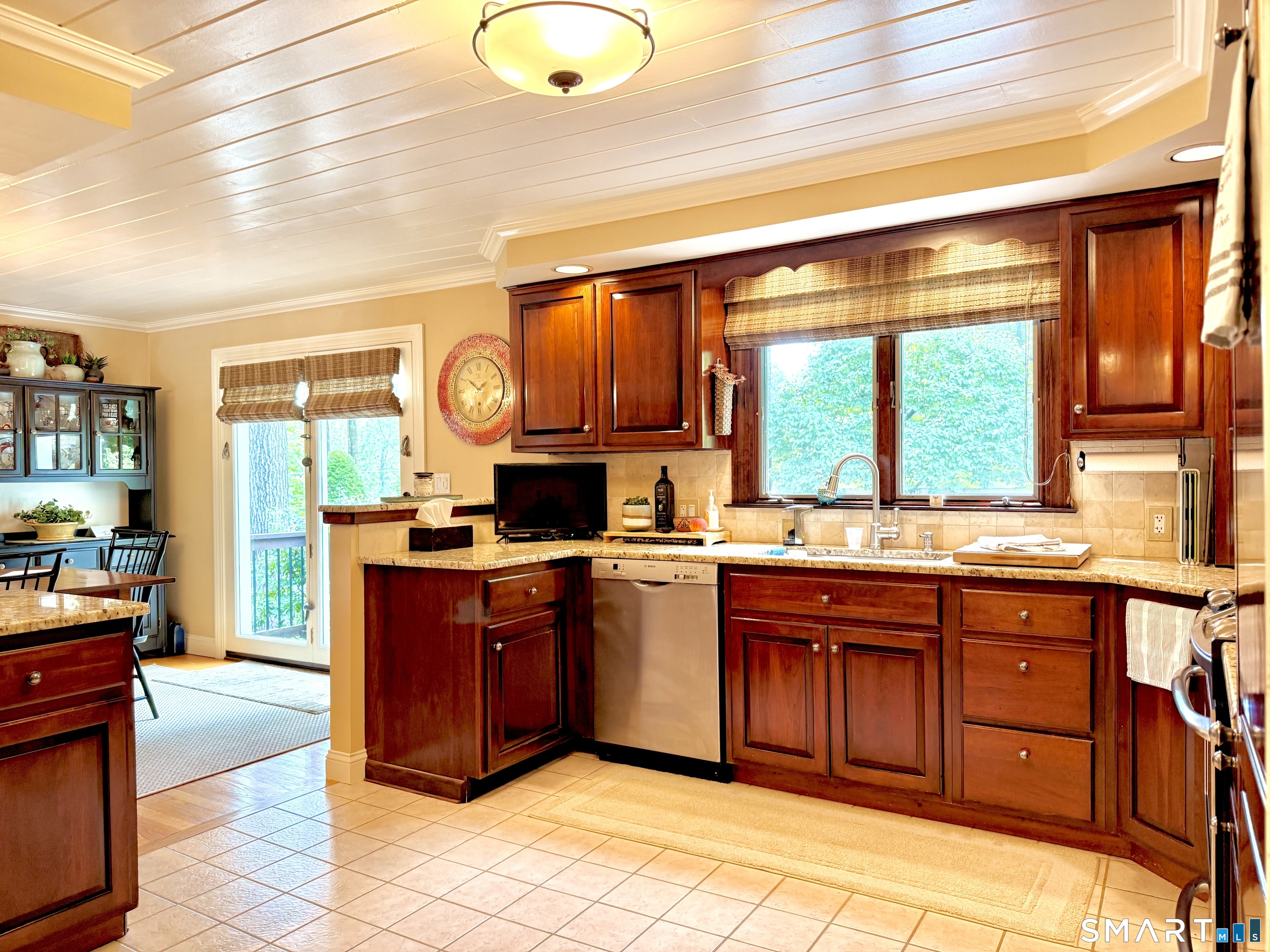 4 Autumn Lane Plainville CT 06062