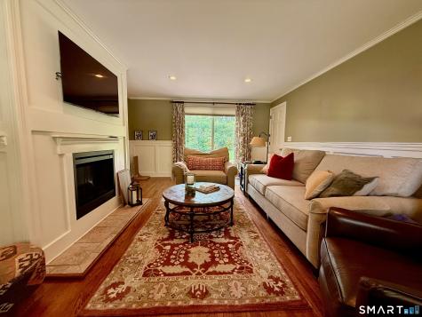 4 Autumn Lane Plainville CT 06062