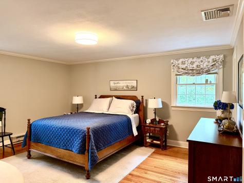 4 Autumn Lane Plainville CT 06062