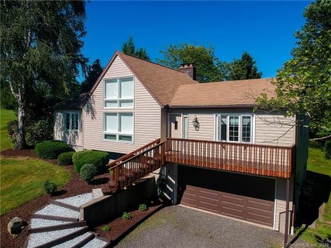 59 Raspberry Lane Watertown CT 06795