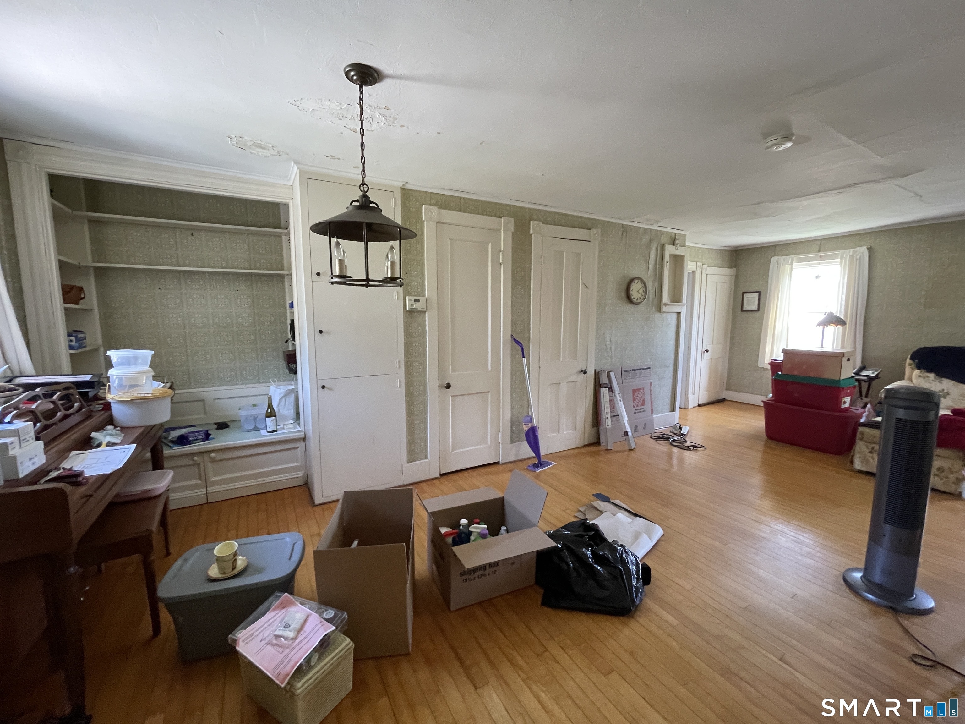 1 Second Avenue Seymour CT 06483