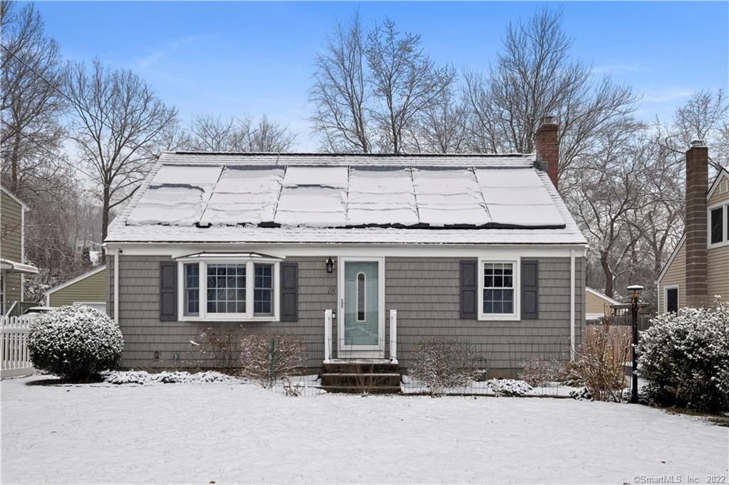 18 Briarwood Road Bristol CT 06010