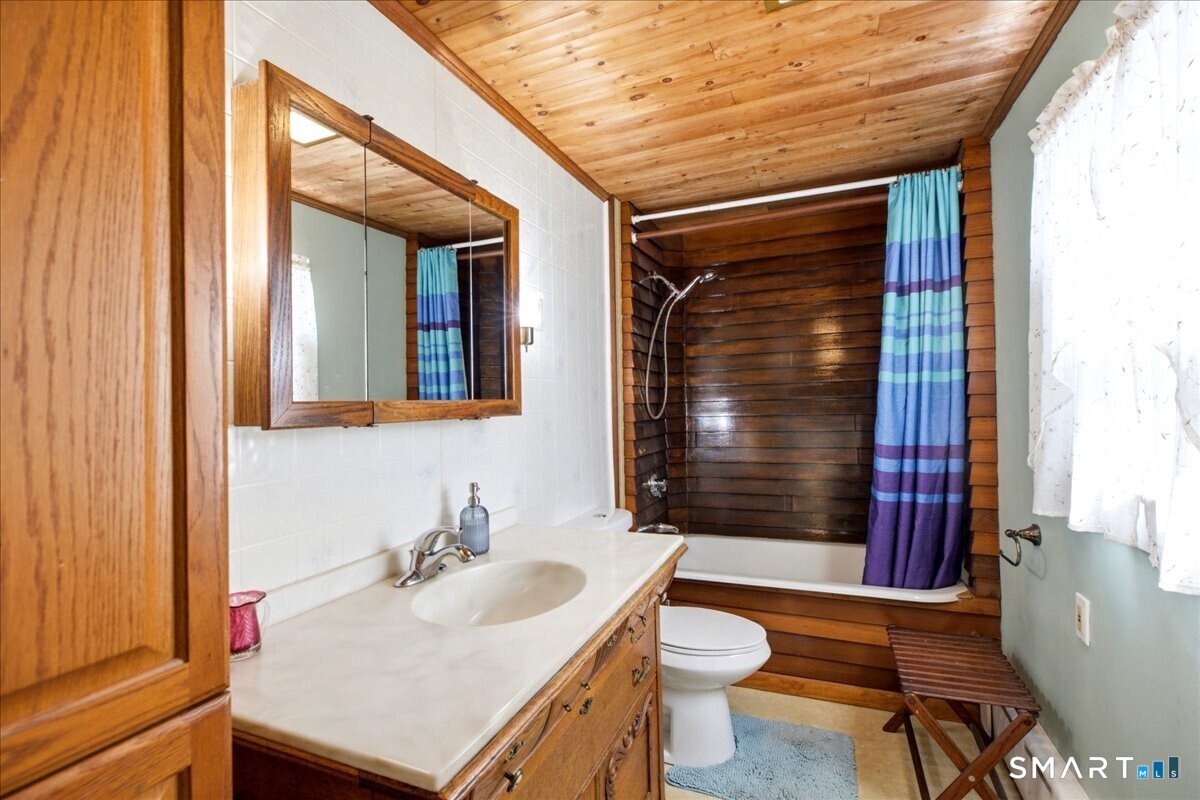 31 South River Road Tolland CT 06084