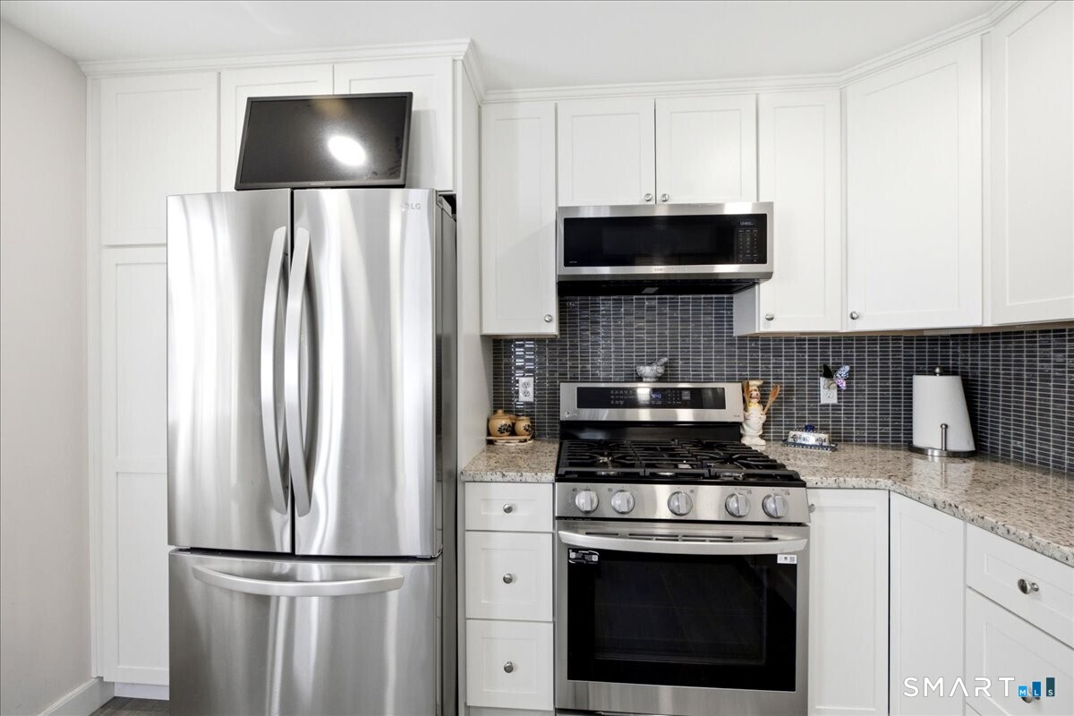31 South River Road Tolland CT 06084