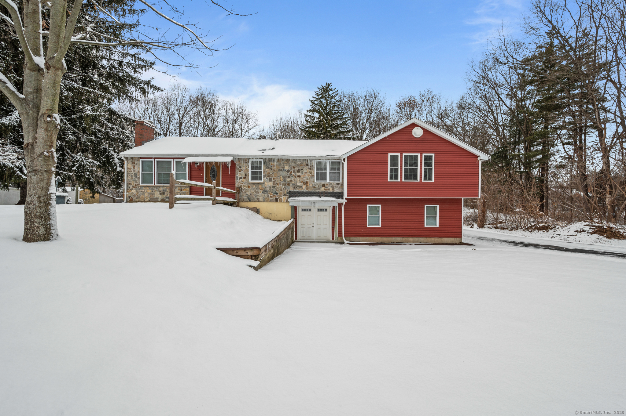 39 Foster Street South Windsor CT 06074