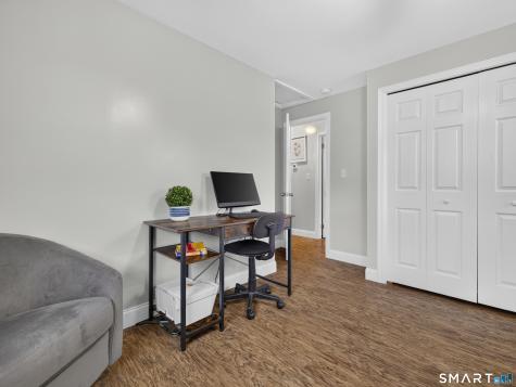 19 Porach Road Montville CT 06382