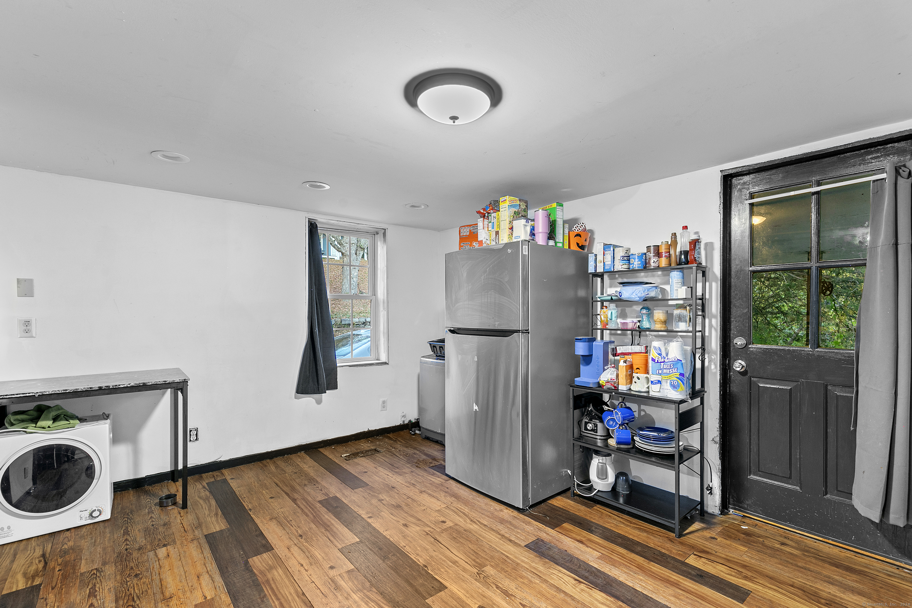 107 West Street Seymour CT 06483