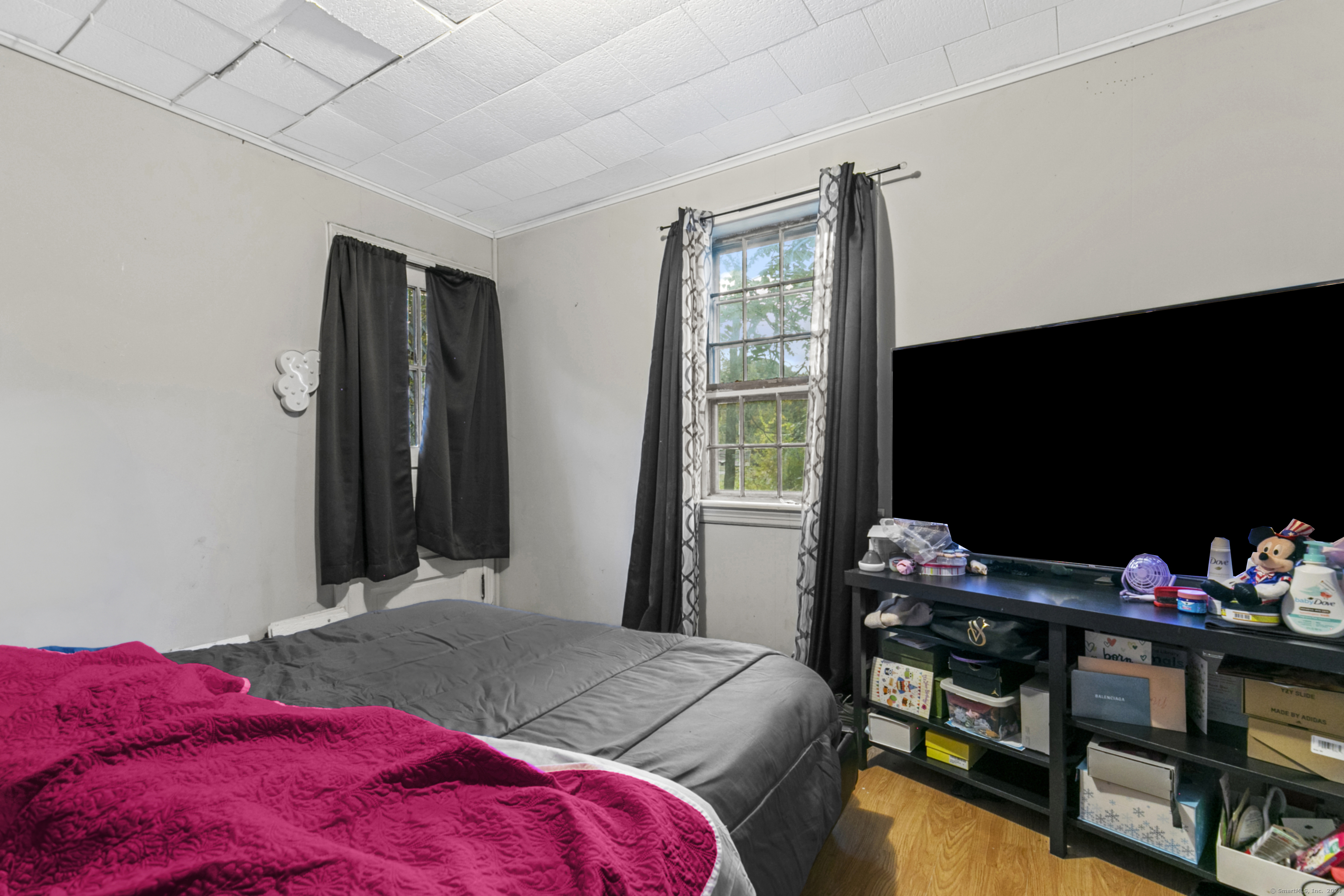 107 West Street Seymour CT 06483