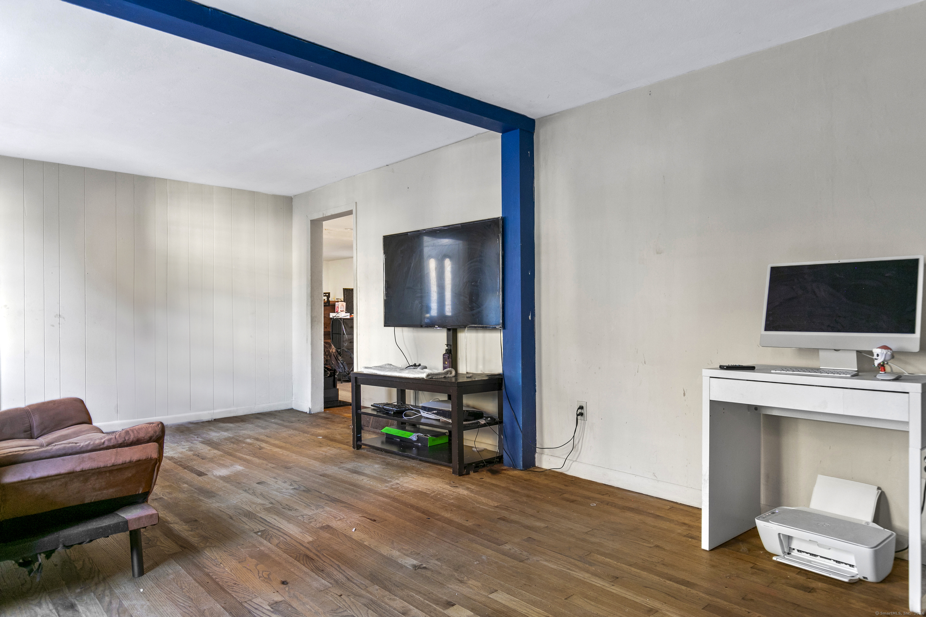 107 West Street Seymour CT 06483