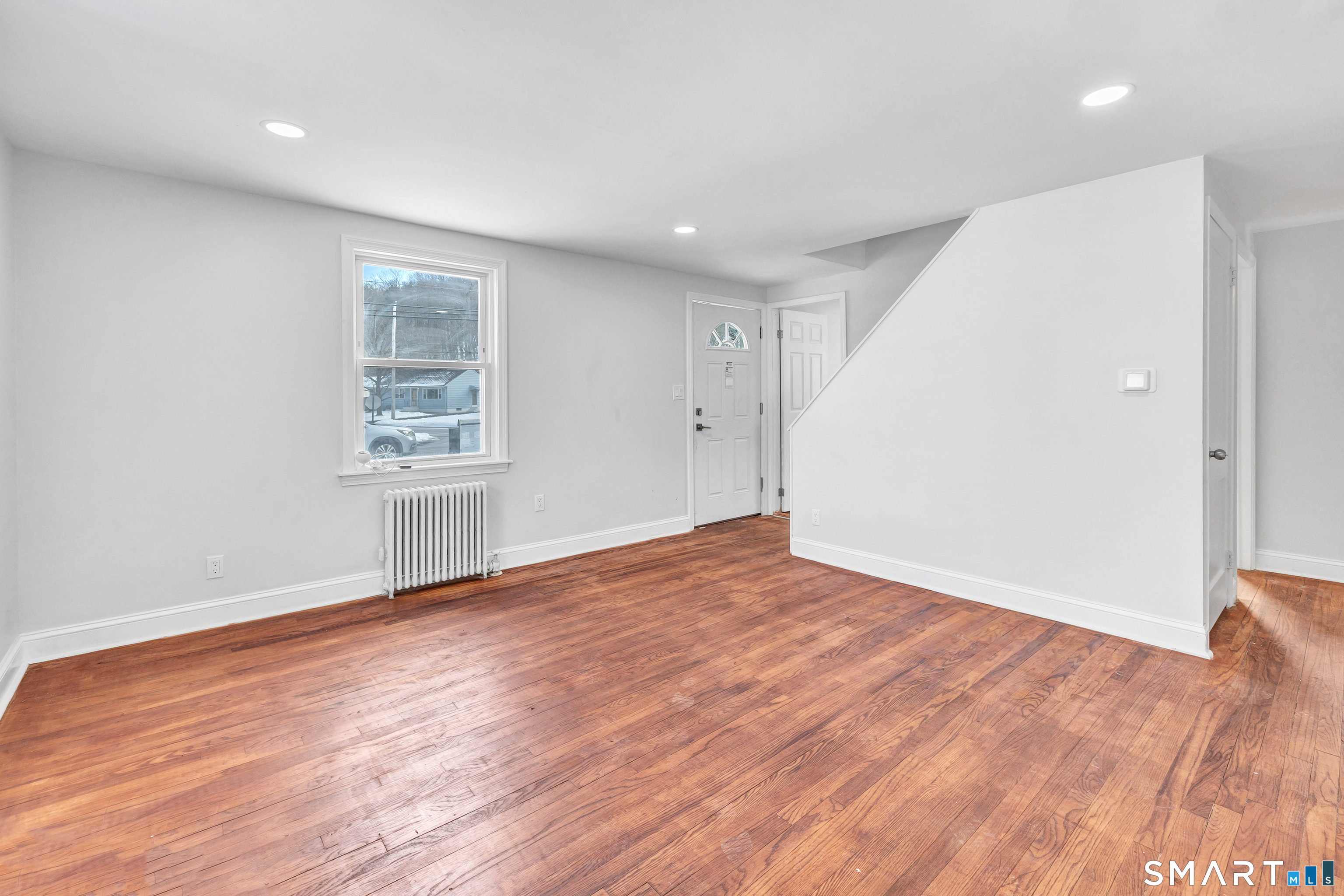 8 River Road East Haven CT 06512