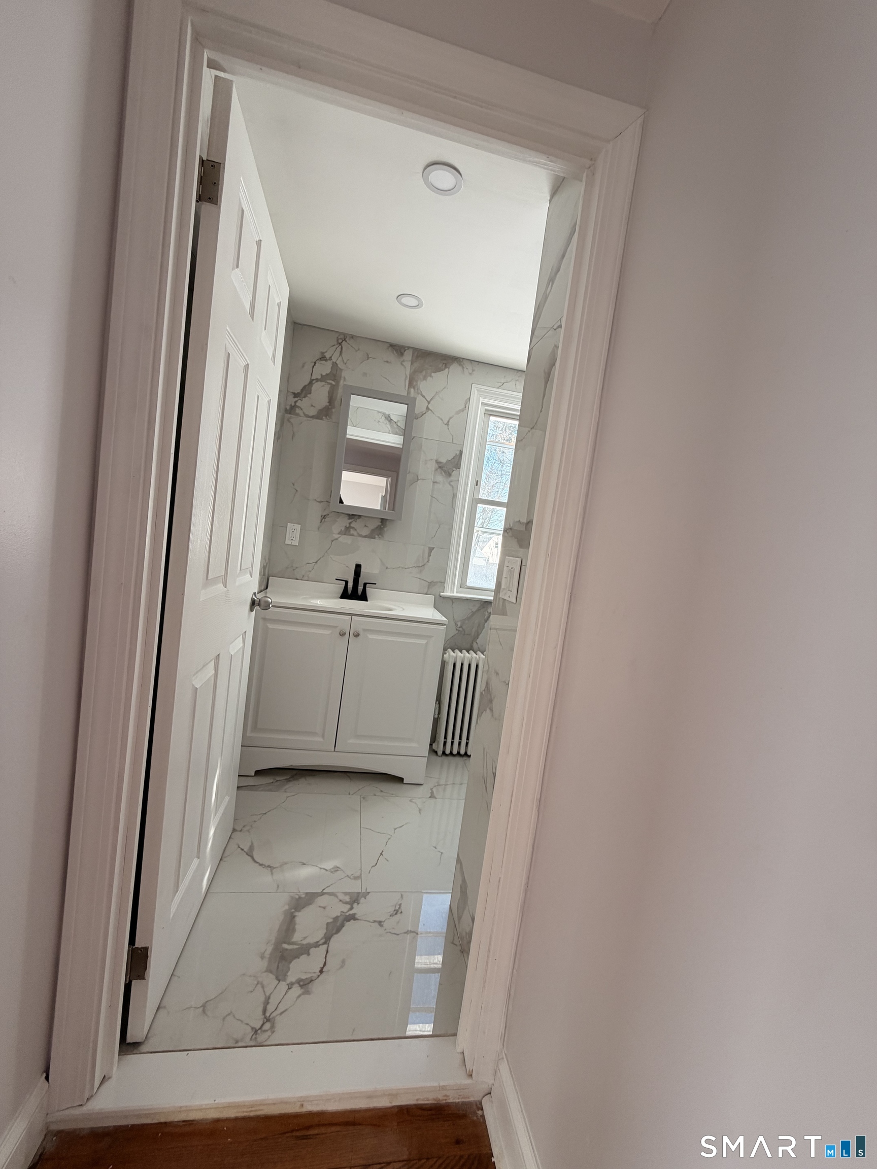 8 River Road East Haven CT 06512