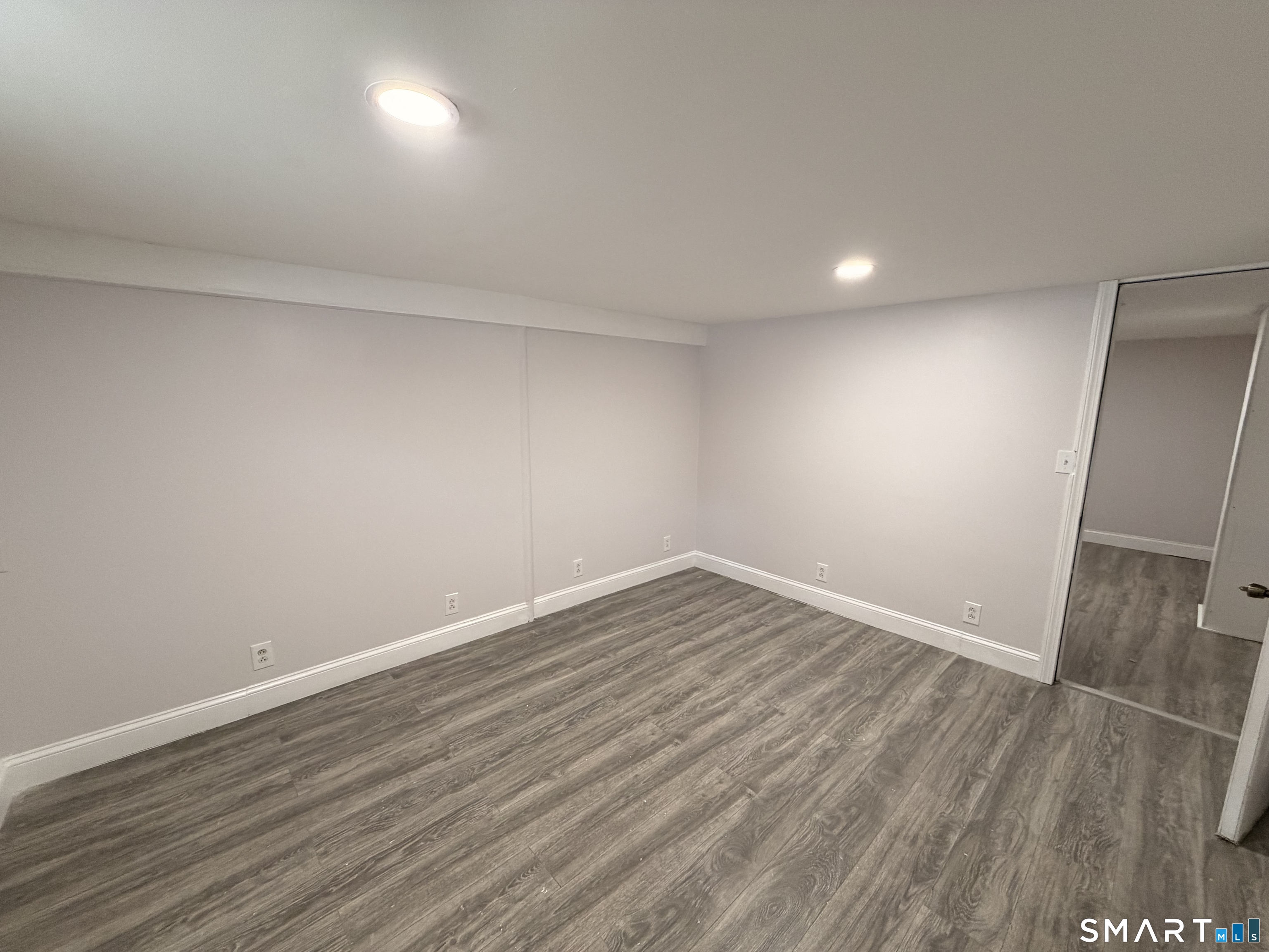 8 River Road East Haven CT 06512