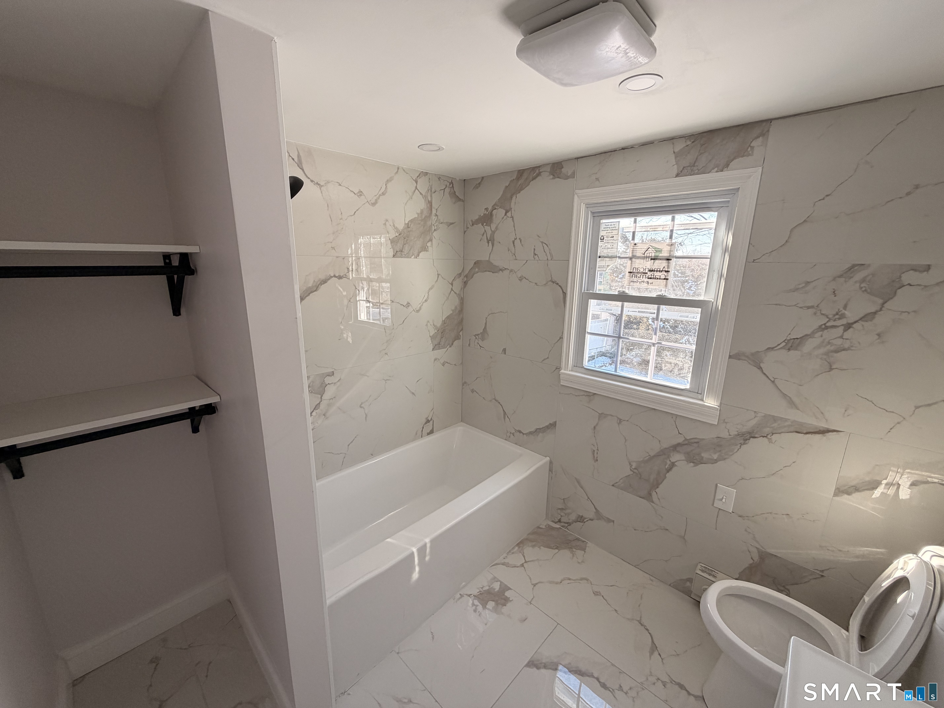 8 River Road East Haven CT 06512