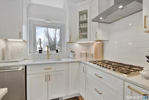 17 College Street Old Saybrook CT 06475