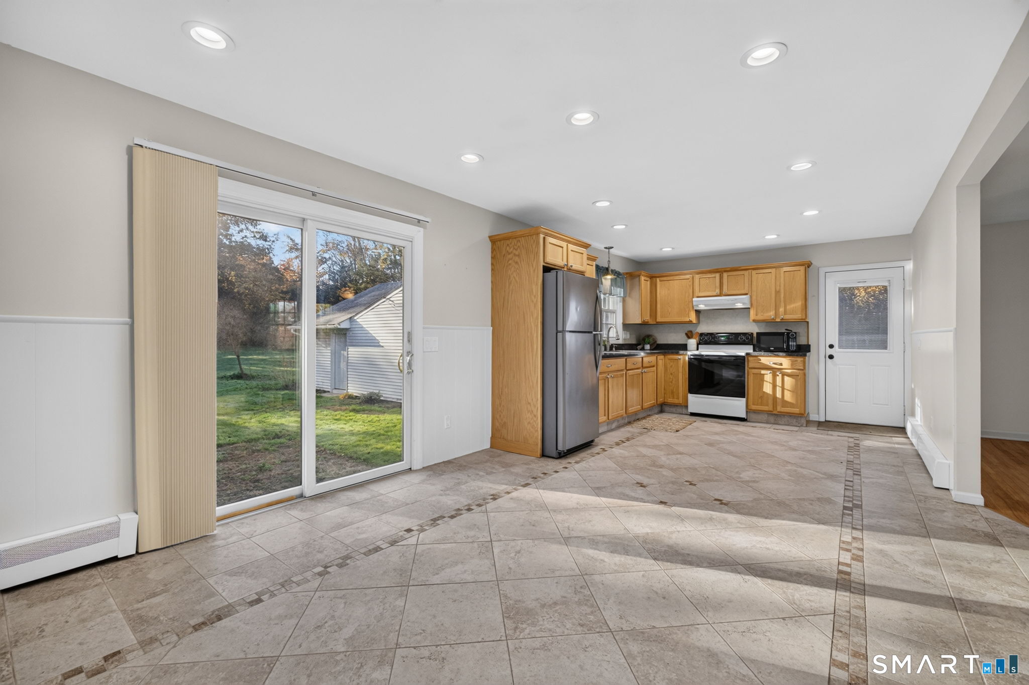 779 Middletown Avenue North Haven CT 06473