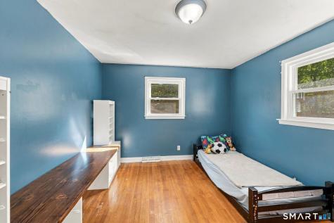 7 Sessions Drive Plainfield CT 06332