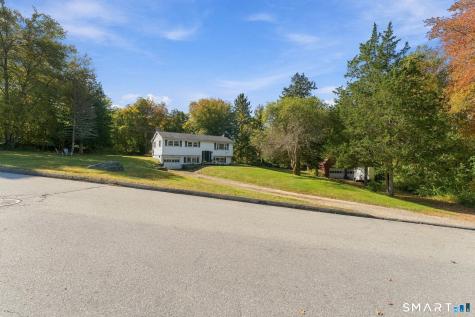 7 Sessions Drive Plainfield CT 06332