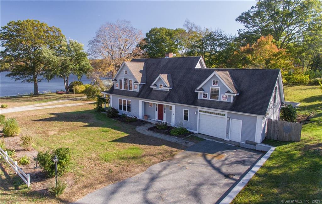 8 South Cove Lane Essex CT 06426