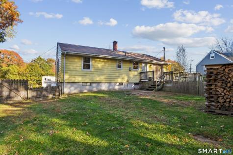 11 Texas Drive Montville CT 06370