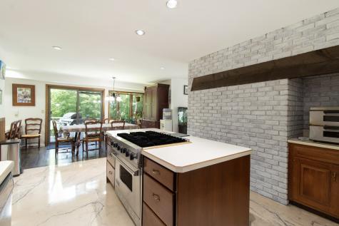 22 Ledgewood Road Redding CT 06896