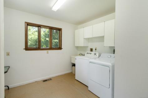 22 Ledgewood Road Redding CT 06896