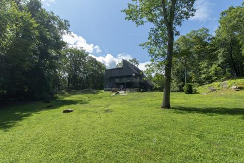 22 Ledgewood Road Redding CT 06896