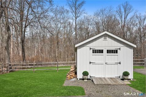 4 Kettle Creek Road Weston CT 06883